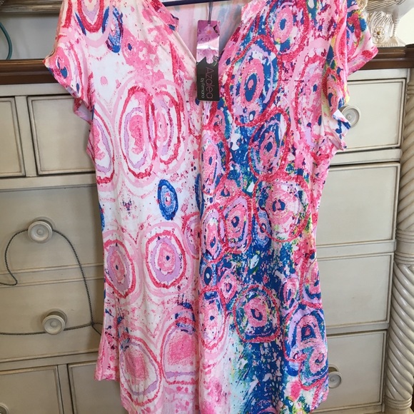 Colorful v-neck tunic - Picture 4 of 4